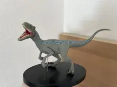 ジュラシックワールド ブルーフィギュア