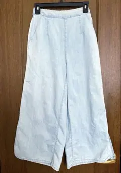 GU ライトブルー ワイドパンツ S