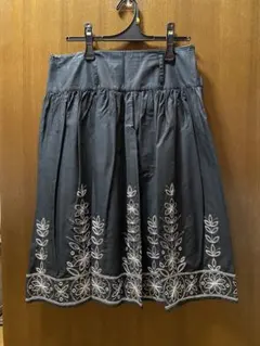 【NEXT】花刺繍フレアスカートのサムネイル
