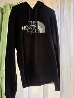 THENORTHFACEパーカー2
