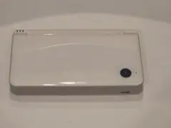 DSiLL ホワイト
