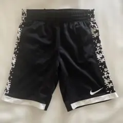 Nike DRI-FIT 半ズボン Mサイズ ブラック