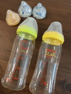 哺乳瓶　ピジョン　S 2個M2個　新品乳首つき