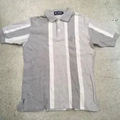 グレー ポロシャツ