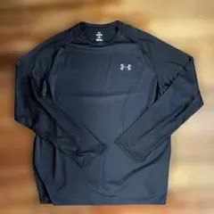 Under Armour 長袖 アンダーシャツ ブラック Mサイズのサムネイル