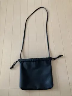 Discoat 건착 숄더백 블랙