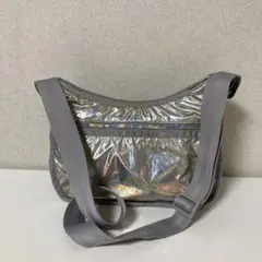 LeSportsac・シャイニー・ショルダーバッグ