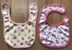 新品・未使用 女児ベビー スタイ よだれかけ 花・リボン柄 ２枚セット