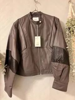 Item thumbnail for item 2537fc78-4e86-4788-bb3e-f295e14ccfc8