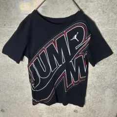 ジャンプマンロゴが特徴のブラックTシャツ　Lサイズ