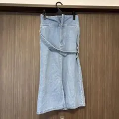 ライトブルー デニム タイトスカート ベルト付きのサムネイル