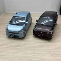 e.S ミライース　ミニカー 2台セット LA350
