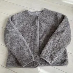 ユニクロ　ベージュボアジャケット