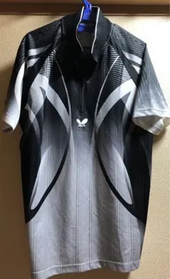 卓球ユニフォーム