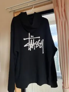 Stüssy ブラック パーカー フード付き