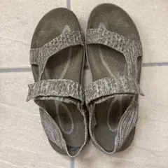 Teva スポーツサンダル カーキのサムネイル