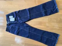 最旬美脚デニム。裾フリンジセミフレアデニムパンツ　ネイビー