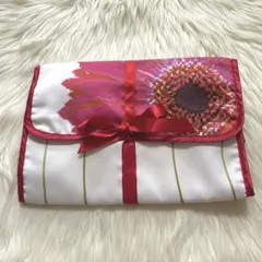 ポーチ　花柄　VISのサムネイル