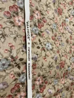 花柄　厚地綿生地