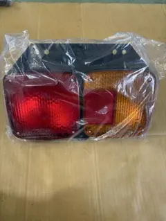 新品　SYS エスワイエス 7107R　 Rランプ 日野　hino 071071のサムネイル