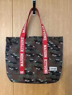 メゾンキツネ トートバック　ナイロンのサムネイル