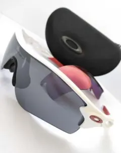 【最終値下げ】オークリー レーダー ロック　レンズ付き　赤　白　レッド