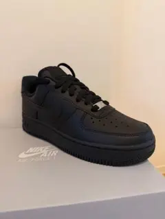 NIKE ウィメンズ エアフォース1 スニーカー レディース　　　ブラック