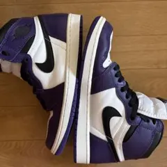 NIKE ハイカットスニーカー コートパープル/ホワイト　エアジョーダン1