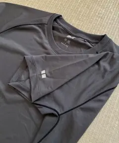 UNIQLO ドライクルーネックTシャツ ダークグレー　L