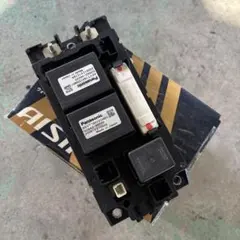 未使用 トヨタ純正ヴィークルパワーコネクタG9050-47012プリウスPHV