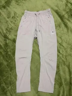 NIKE Jordan ライトグレー ストレートパンツ