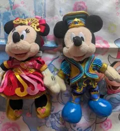 ディズニーリゾート　35周年　ミッキー・ミニー ペアぬいぐるみバッジ