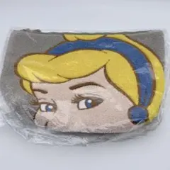 【新品タグ付】ディズニー シンデレラ サガラ刺繍ポーチ コスメポーチ ふわふわ