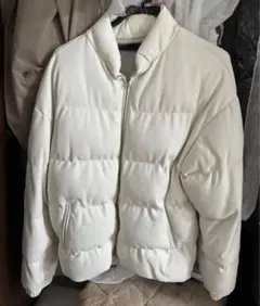 白 ダウンジャケット