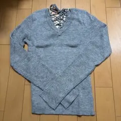 ☆期間限定値下げ☆グレー リブ編み レースアップ Vネック 長袖ニット
