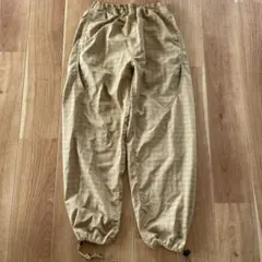 ナイロンパンツ