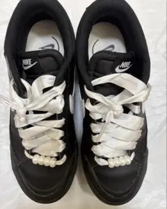 NIKE コート レガシー リフト LE 001BLACK/WHITEのサムネイル