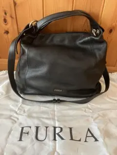 【新品】FURLA 2wayバッグ 黒 拡張チャック付 柔らかレザー 肩掛け