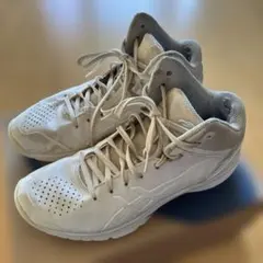 ASICS バスケットボールシューズ ホワイト