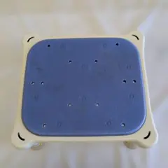 Item thumbnail for item ae2048e1-cebb-4af1-bfe3-06b59dd0211a