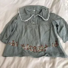 刺繍入りグレーシャツ　韓国子供服