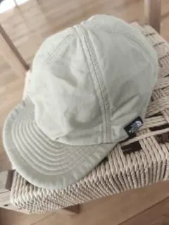 THE NORTH FACE ベージュキャップ