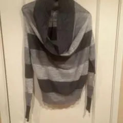 デプレ　薄手ボーダー柄 長袖ニット グレー系