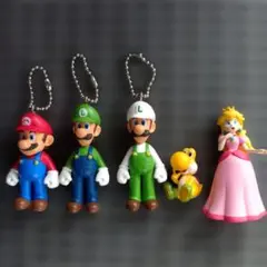 処分価格❗】スーパーマリオ☆キーホルダーまとめ売り - メルカリ