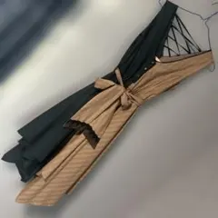 asse femme ノースリーブひざ丈ワンピース