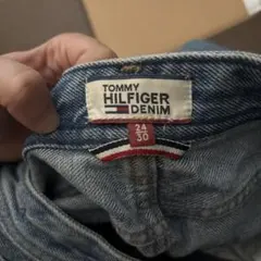 TOMMY HILFIGER デニムパンツ 24 30 花刺繍