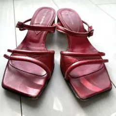 PARADIS COULEUR レッド ストラップサンダル　サイズ22.5のサムネイル