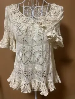 アクシーズファム新品!アイボリー レース編み 半袖ニット M