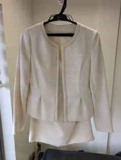 RyuRyu　アイボリー スカートスーツ