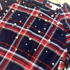 ☆新品未使用品☆H&Mチェック柄パール装飾長袖シャツ　クリスマス
